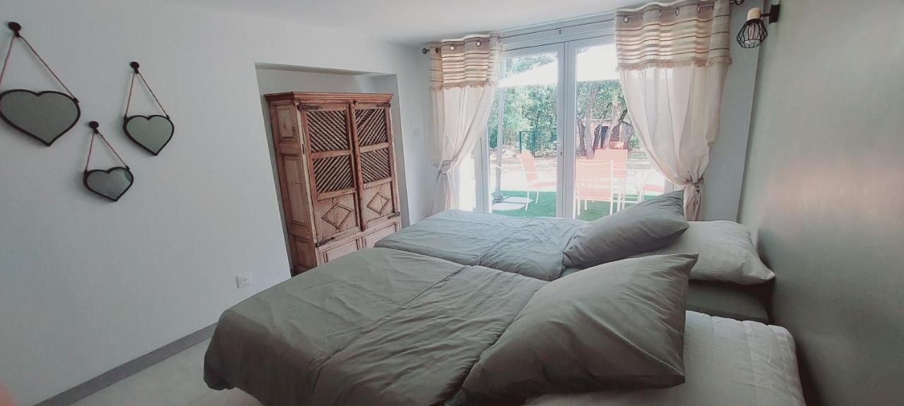 Location A La Semaine Apartman Néoules Kültér fotó