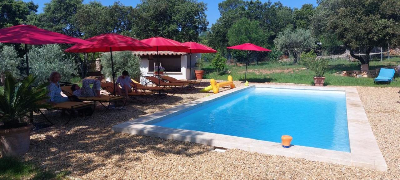 Location A La Semaine Apartman Néoules Kültér fotó